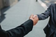 Jak podpořit účast zahraničních dodavatelů v českých veřejných zakázkách